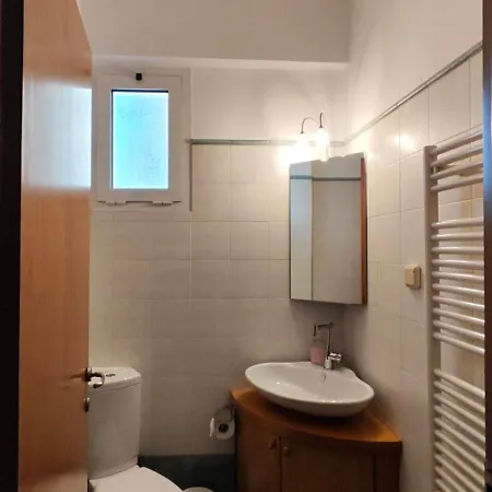 Niki - Free Private Parking Apartment *